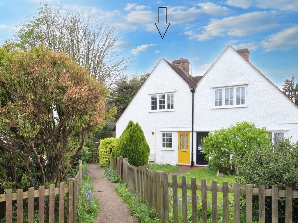 2 bed semidetached house for sale in Lytton Avenue, Letchworth Garden