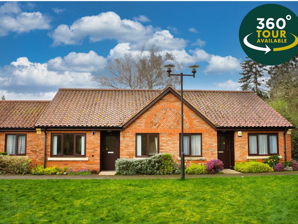 2 bed terraced bungalow for sale in Honeywell Close, Oadby, Leicester