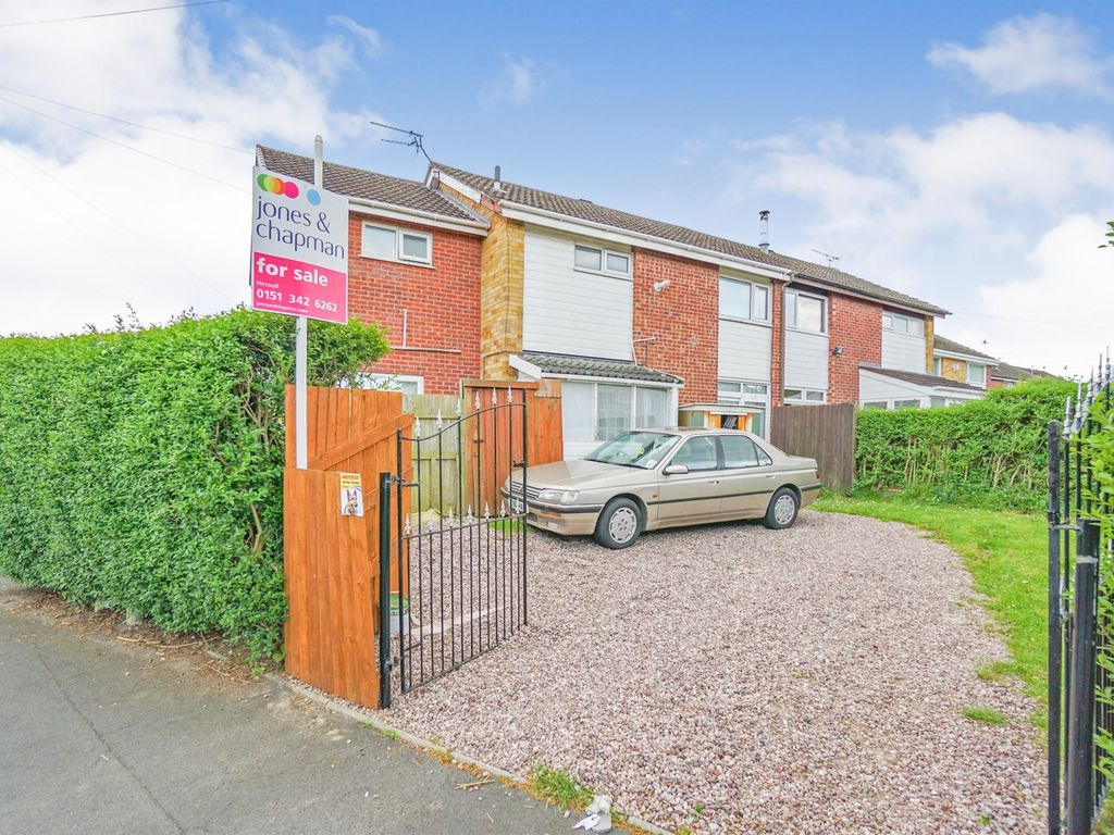 3 bed semidetached house for sale in Old Meadow Road, Heswall, Wirral