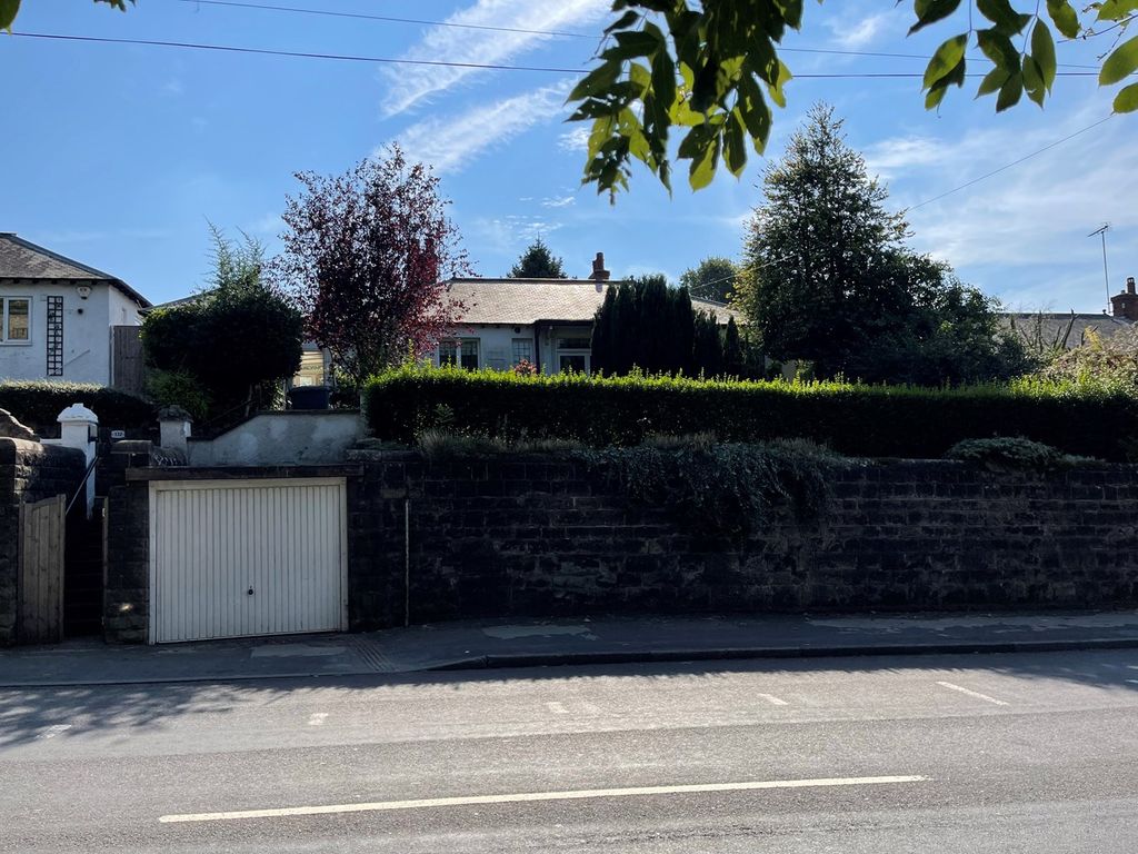 3 bed detached bungalow for sale in Ashby Road, Winshill, BurtonOn