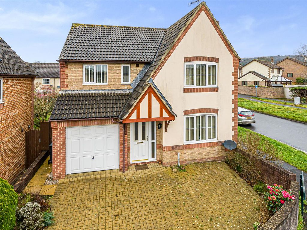 4 bed detached house for sale in Okehampton Way, Ivybridge PL21 Zoopla