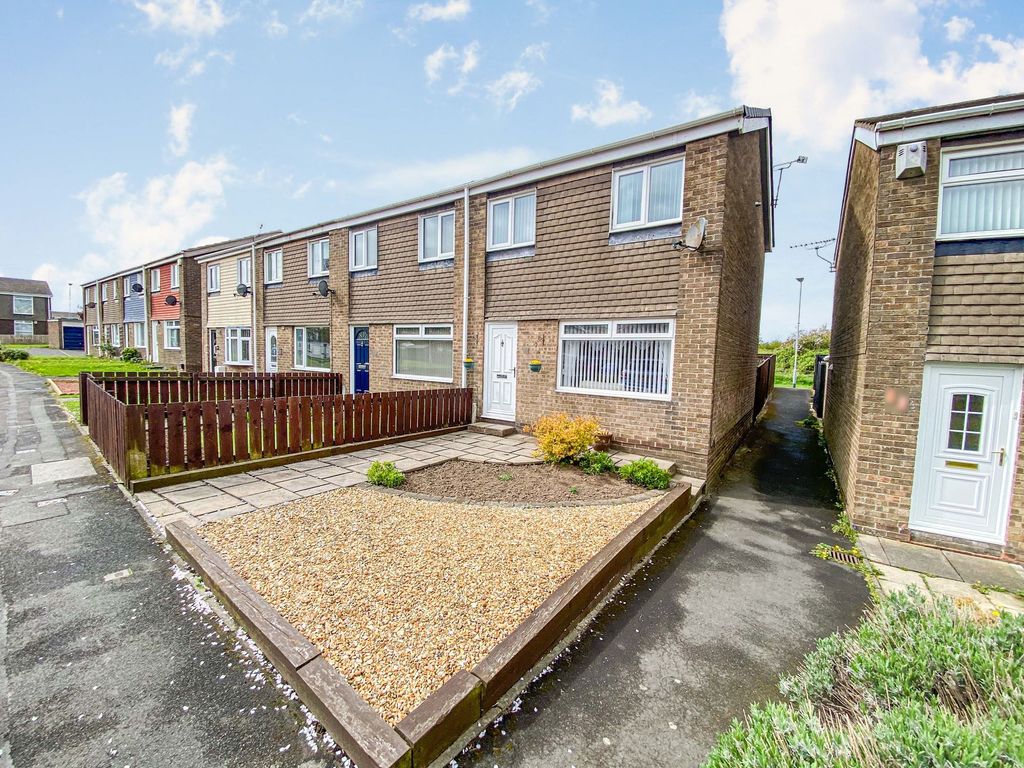 3 bed terraced house for sale in Newlyn Drive, Cramlington NE23 Zoopla