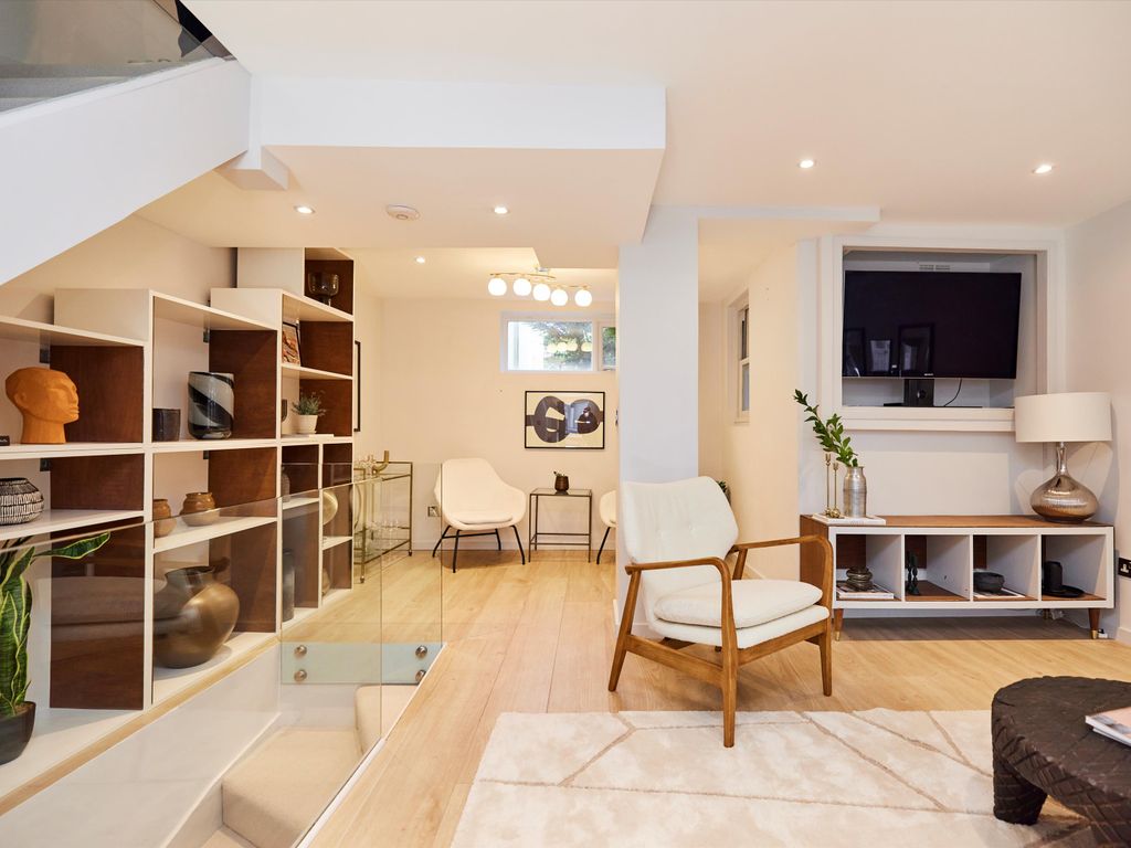 3 bed terraced house for sale in Walham Yard, Fulham, London SW6 Zoopla
