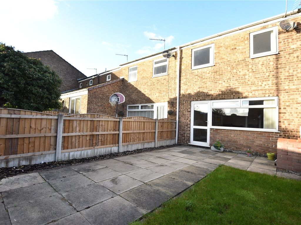 Willow Garth Avenue, Leeds, West Yorkshire LS14  