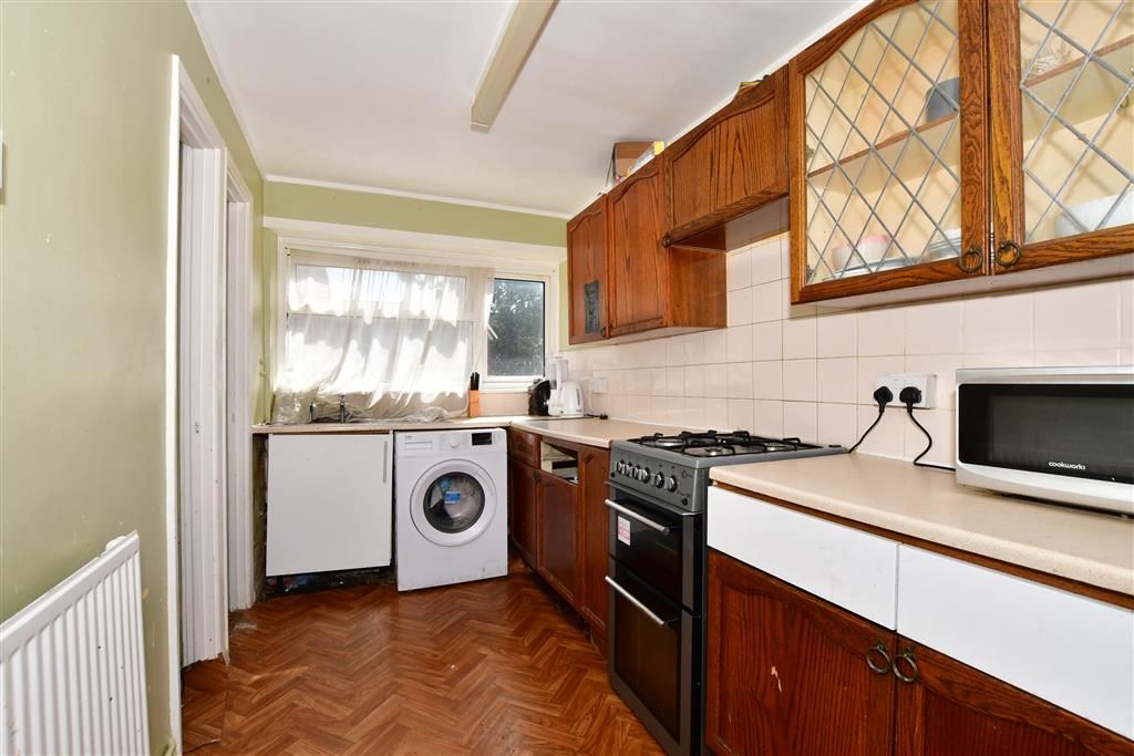 Broom Gardens, Shirley, Surrey CR0  