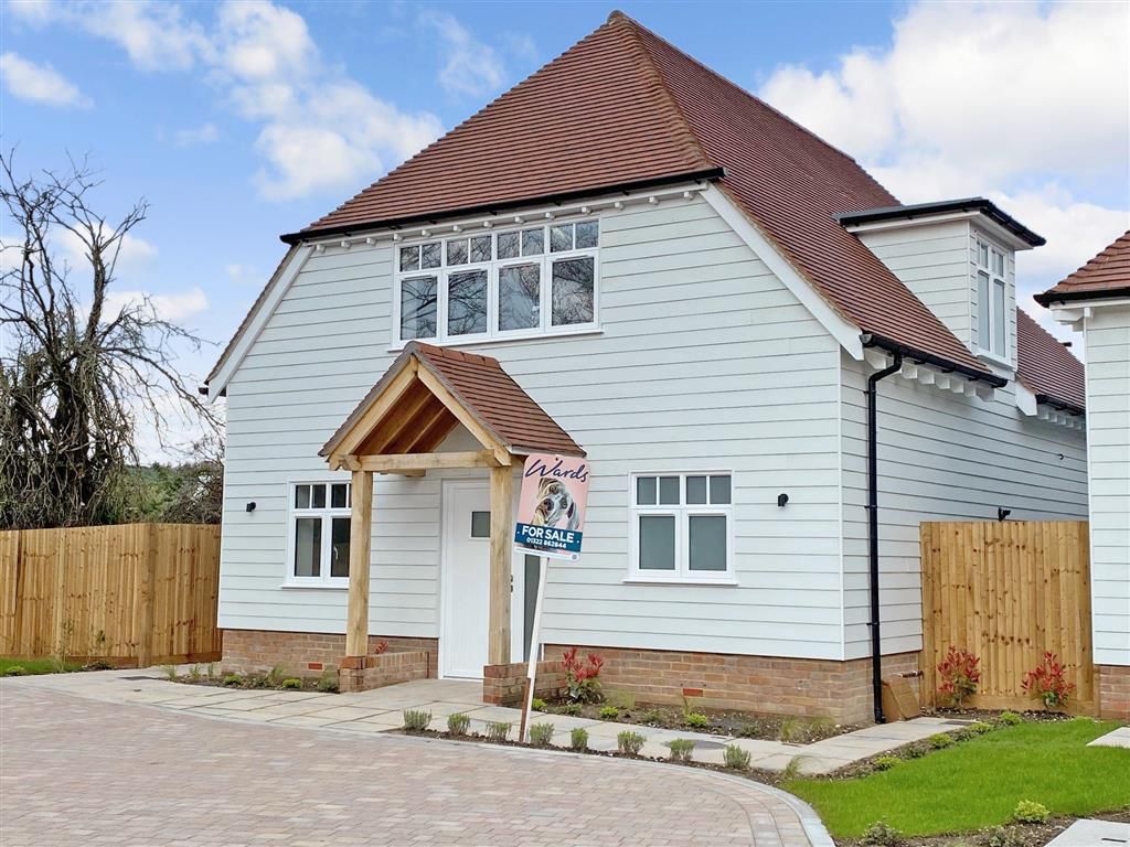 New home, 3 bed detached house for sale in Bower Lane, Eynsford, Kent