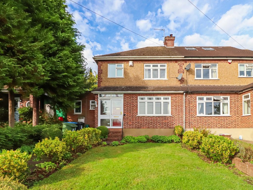 3 bed semidetached house for sale in Hempstead Road, Kings Langley WD4