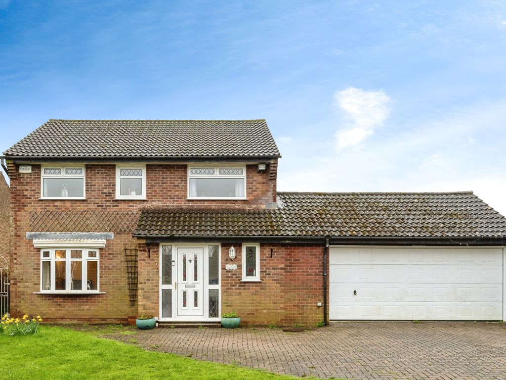 4 bed detached house for sale in Yr Hafod, Llangyfelach, Swansea SA6, £