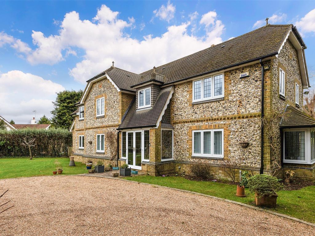 7 bed detached house for sale in Walpole Avenue, Chipstead, Coulsdon