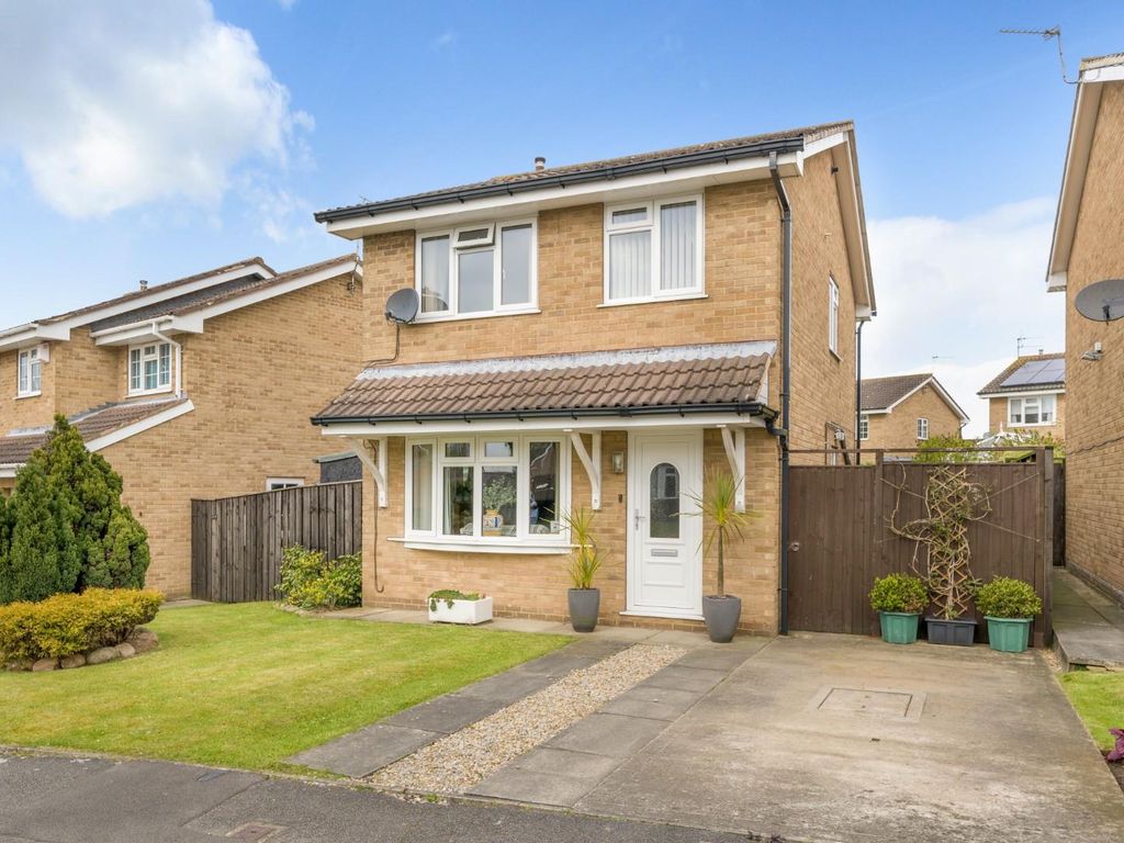 3 bed detached house for sale in Herriot Way, Thirsk YO7 Zoopla