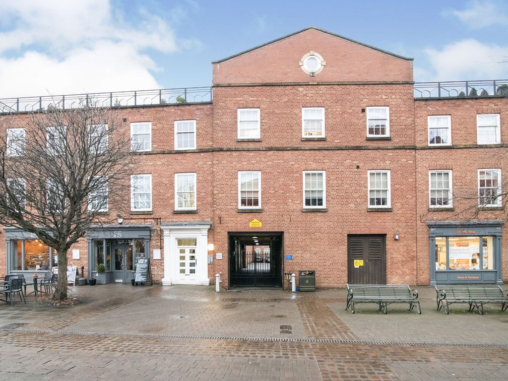 2 bed flat to rent in Dominium Court, Wade Street, Lichfield WS13, £975 pcm Zoopla