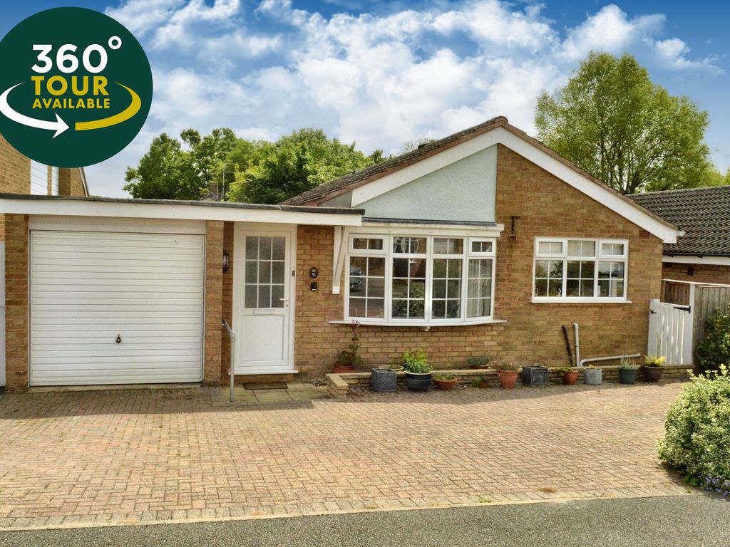 3 bed detached bungalow for sale in Cromwell Road, Great Glen, Leicester LE8 Zoopla