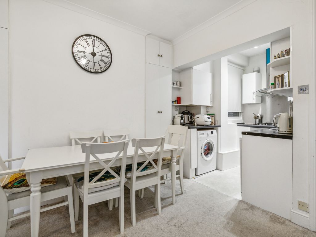 3 bed flat for sale in Vera Road, Munster Village SW6, £599,995 Zoopla