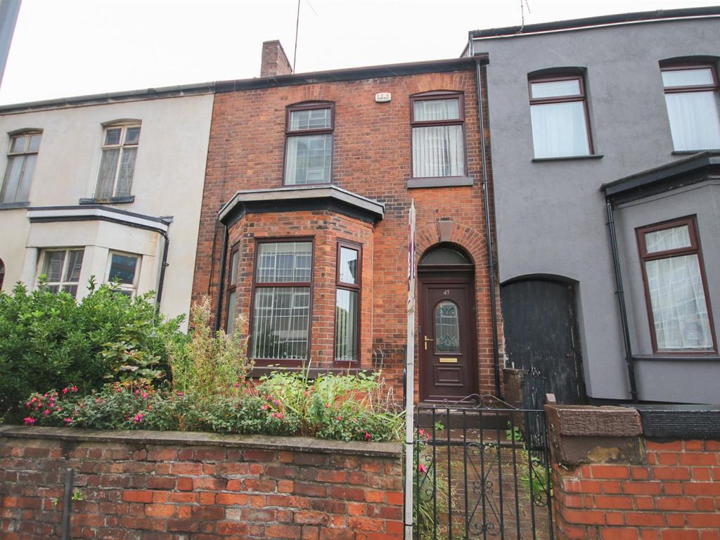 3 bed terraced house for sale in Peel Street, Eccles, Manchester M30, £