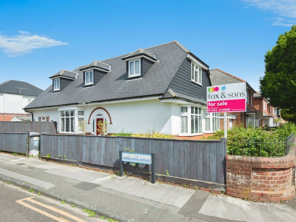 4 bed bungalow for sale in Kinsbourne Avenue, Bournemouth BH10, £
