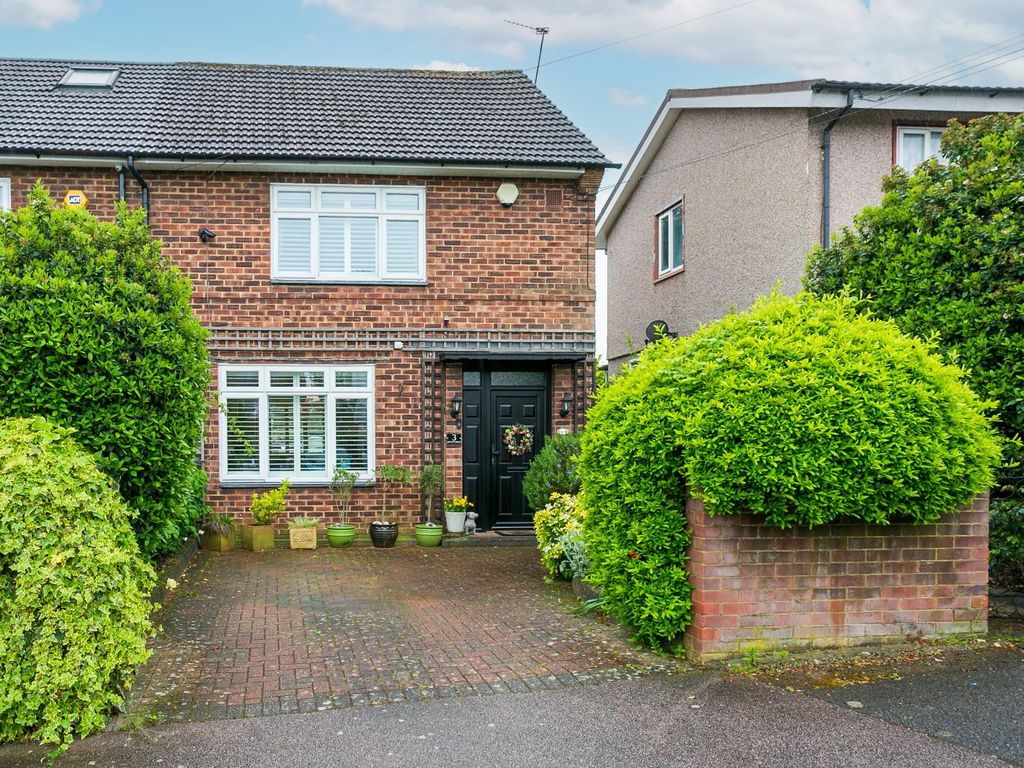 2 bed semidetached house for sale in Hoylake Gardens, Watford
