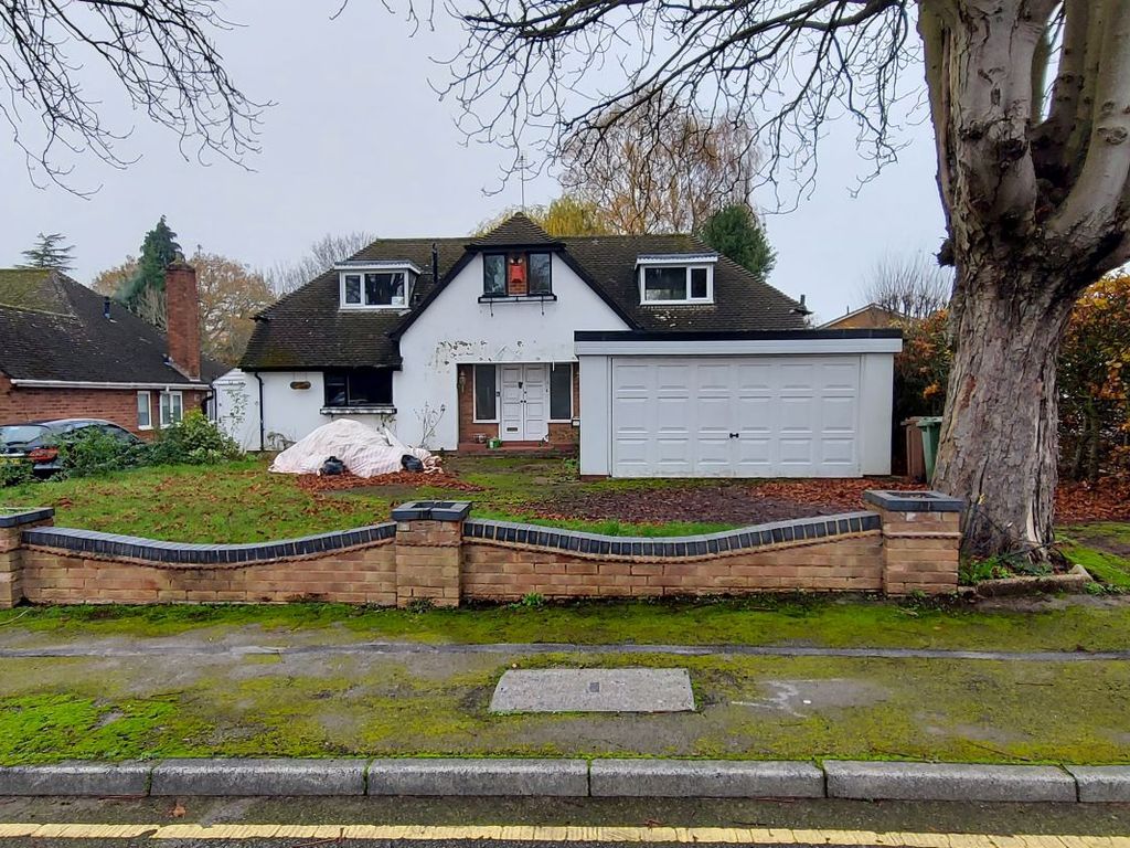 9 Chestnut Close, Solihull, West Midlands B92  