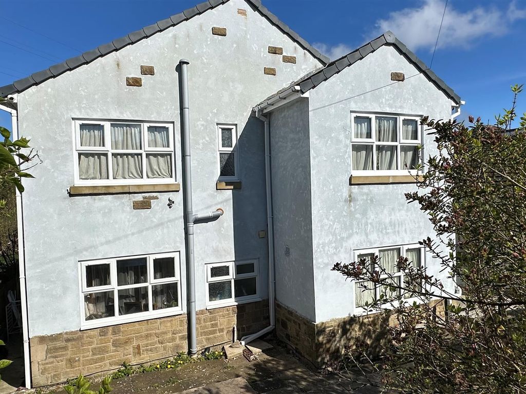 6 bed detached house for sale in Bolton Hall Road, Bradford BD2, £