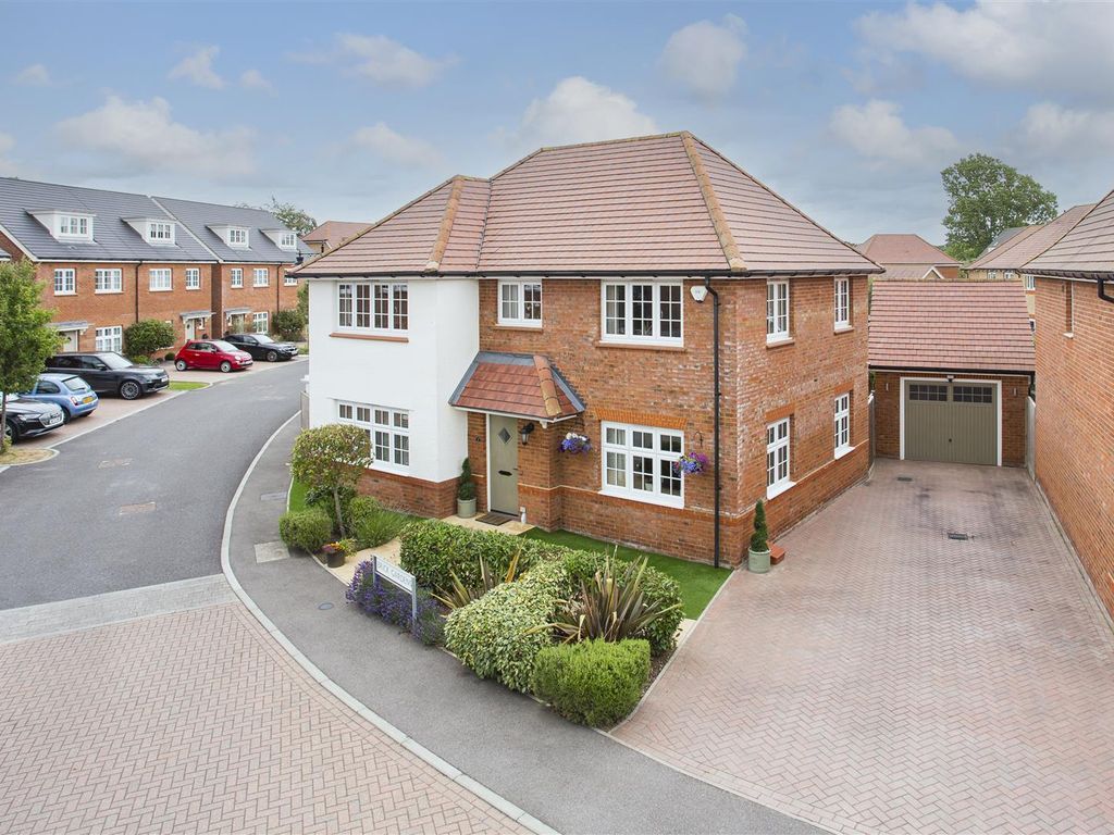 4 bed detached house for sale in Brick Gardens, Ryarsh, West Malling