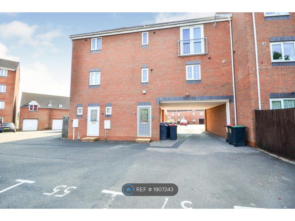 2 bed terraced house to rent in Gresham Close, SuttonInAshfield NG17