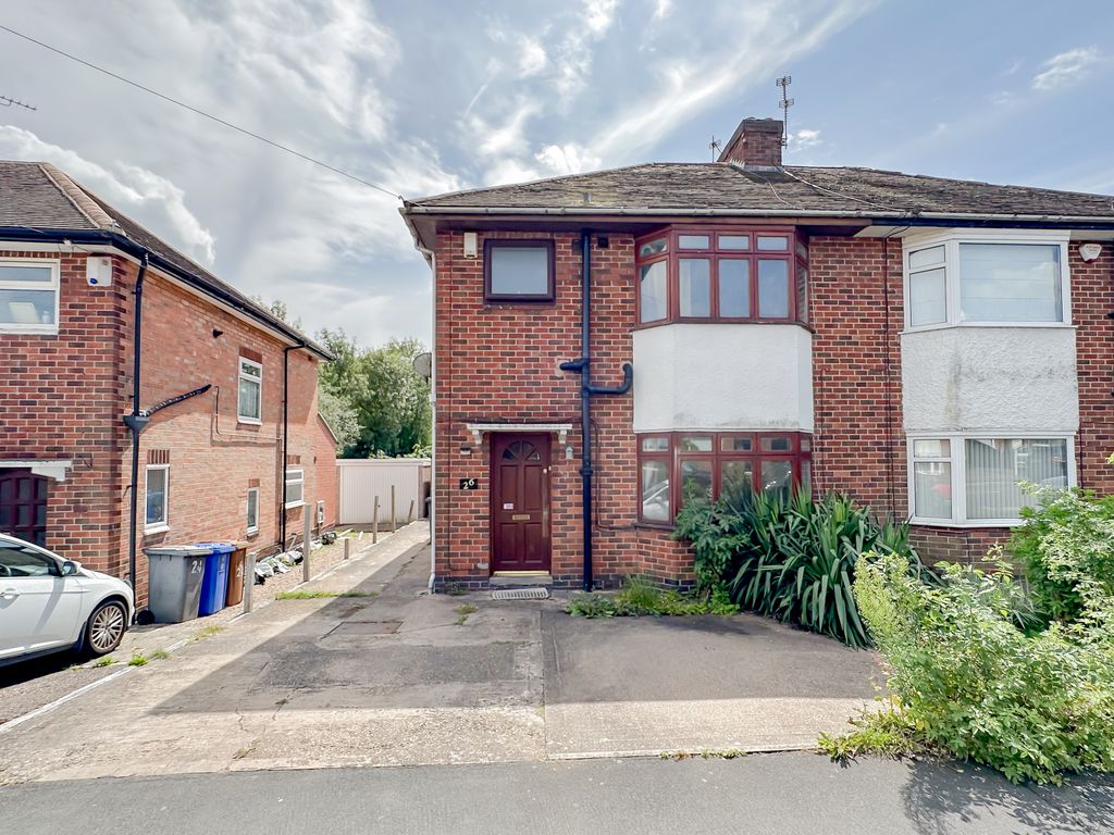 4 bed semidetached house for sale in Jackson Avenue, Mickleover, Derby