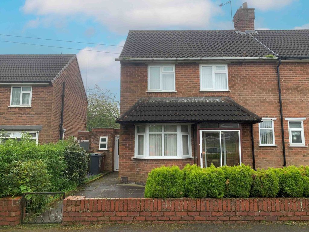 2 bed semidetached house for sale in Moore Road, Willenhall WV12, £