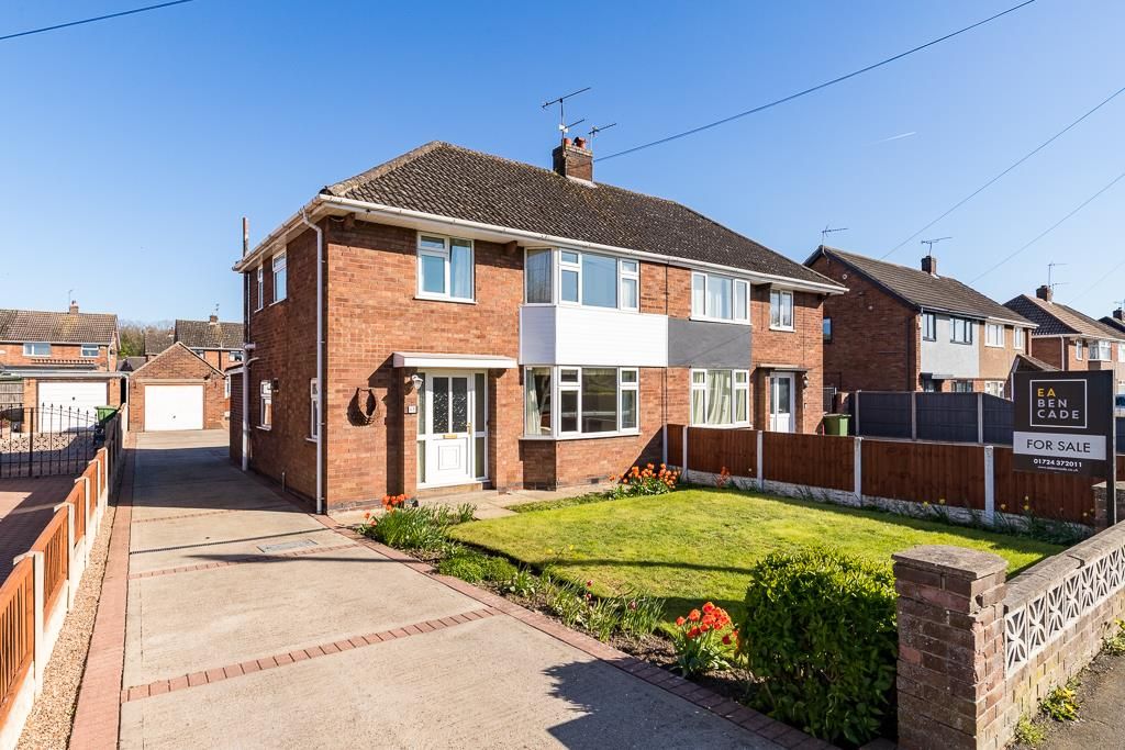 3 bed semidetached house for sale in Scotter Road, Scunthorpe DN15