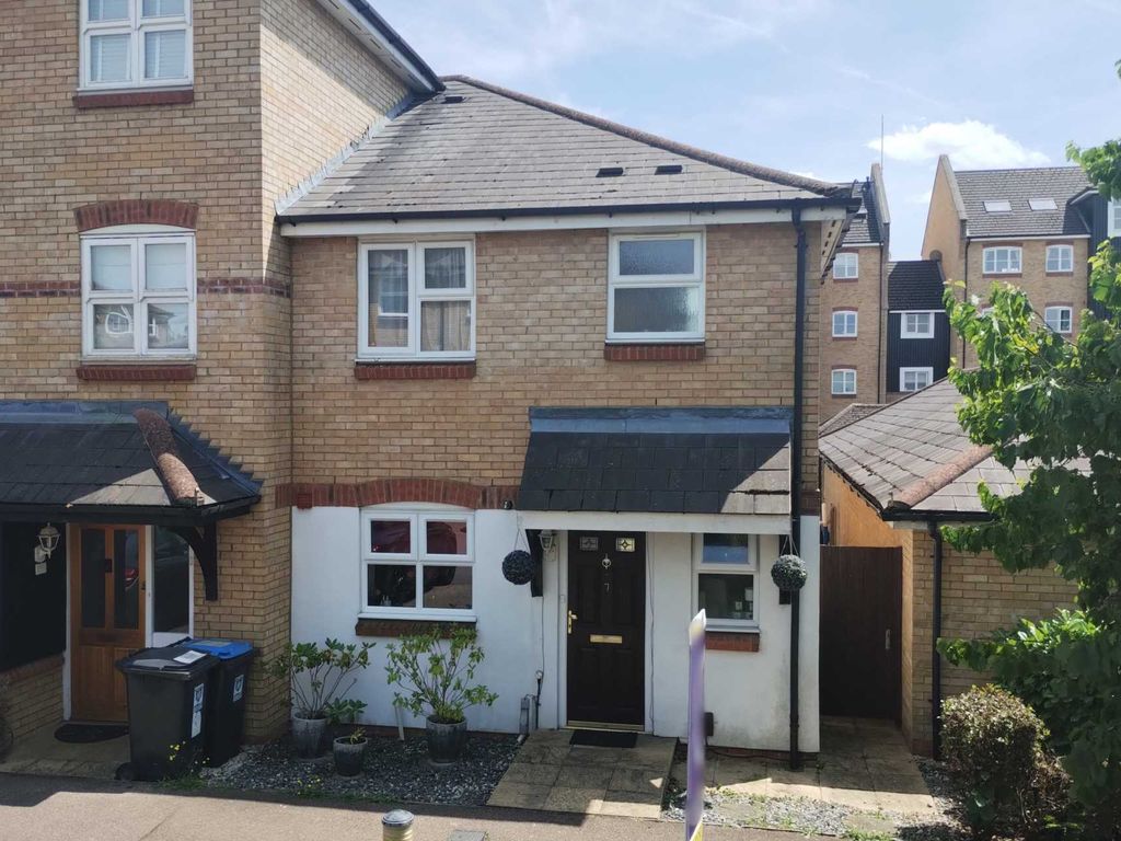 3 bed end terrace house for sale in Mulready Walk, Apsley Lock HP3 Zoopla