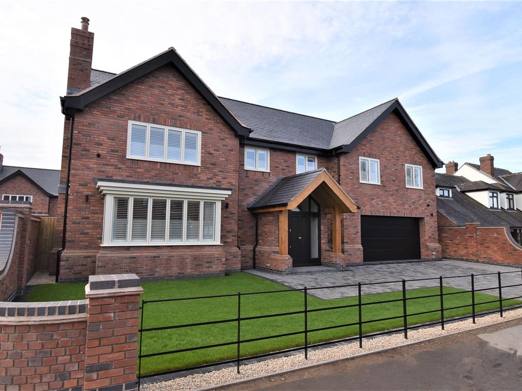 5 bed detached house for sale in Coventry Road, Burbage, Hinckley LE10
