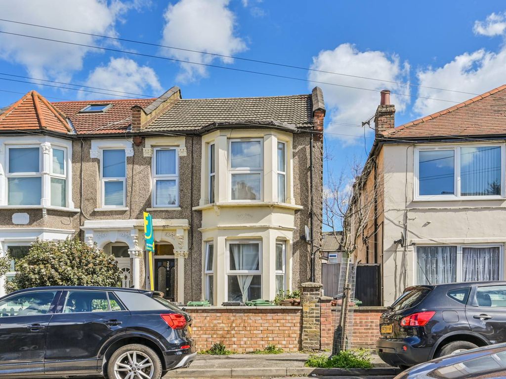 3 bed flat for sale in St Johns Road, Walthamstow, London E17, £440,000 Zoopla