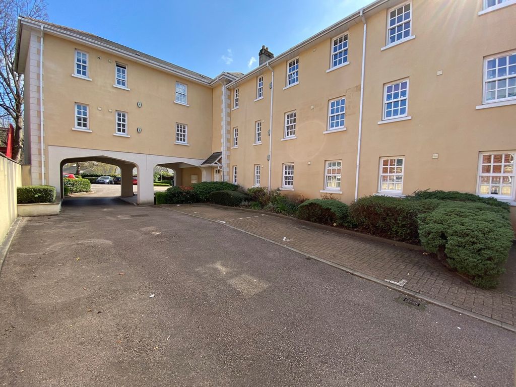 2 bed flat for sale in Monk Street, Abergavenny NP7 Zoopla