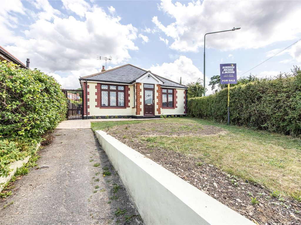 3 bed bungalow for sale in Loose Road, Maidstone, Kent ME15 Zoopla