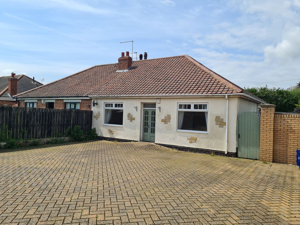 2 bed property for sale in 12 Thorn Road, Hedon, Hull, North Humberside