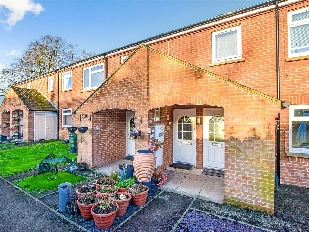 2 bed for sale in Princes Street, Dunstable, Bedfordshire