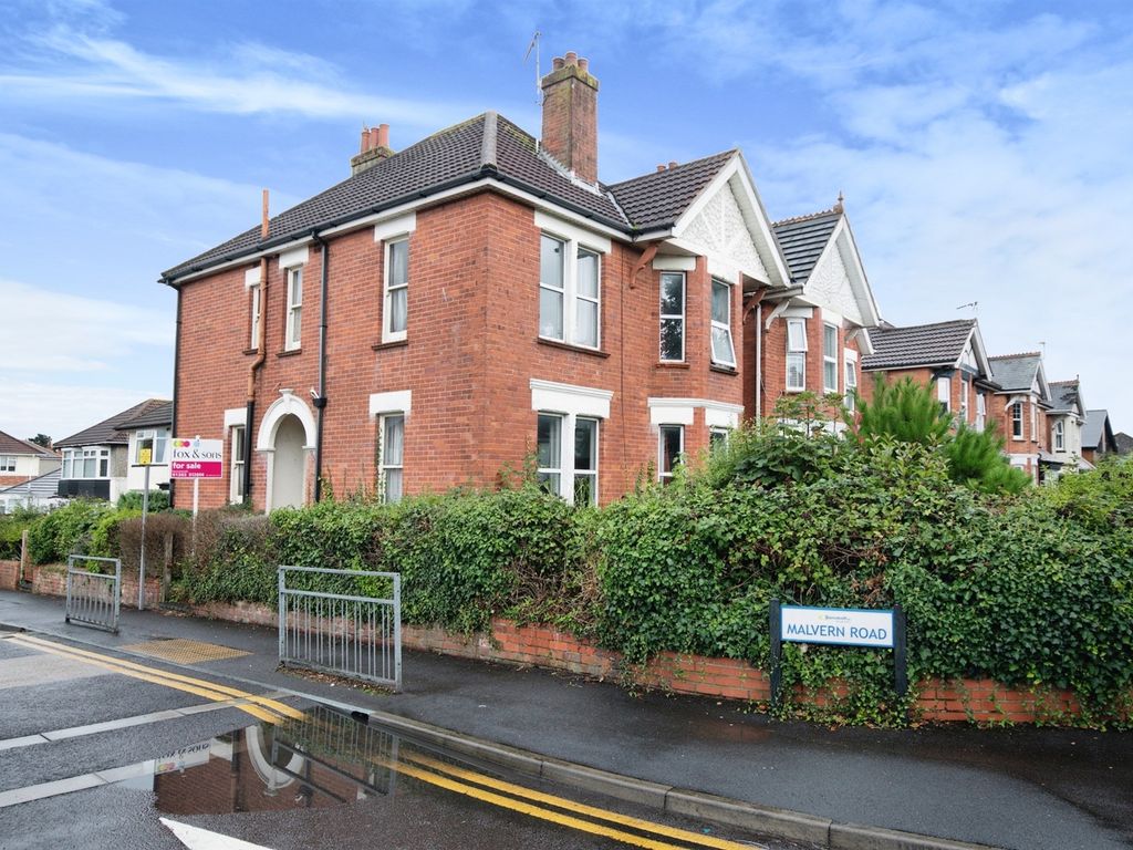 4 bed detached house for sale in Charminster Avenue, Bournemouth BH9, £