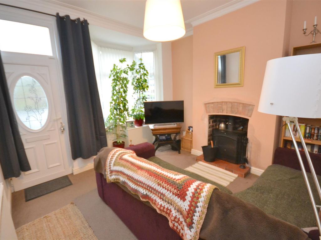 2 bed terraced house to rent in Eastbourne Road, Northwood, StokeOn