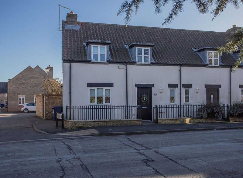 3 bed semidetached house for sale in Main Street, Yaxley, Peterborough