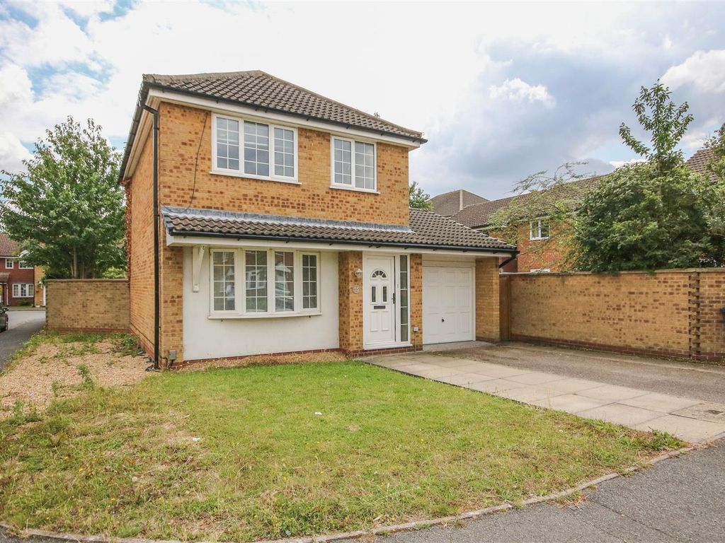 3 bed detached house to rent in Impala Drive, Cherry Hinton, Cambridge