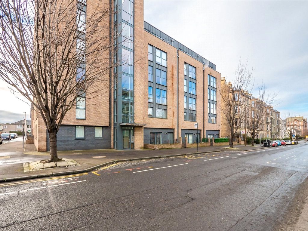 3 bed flat for sale in 128/5 Mcdonald Road, Edinburgh EH7 Zoopla