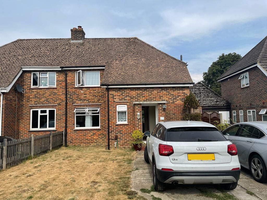 3 bed semidetached house for sale in Bremner Avenue, Horley RH6 Zoopla