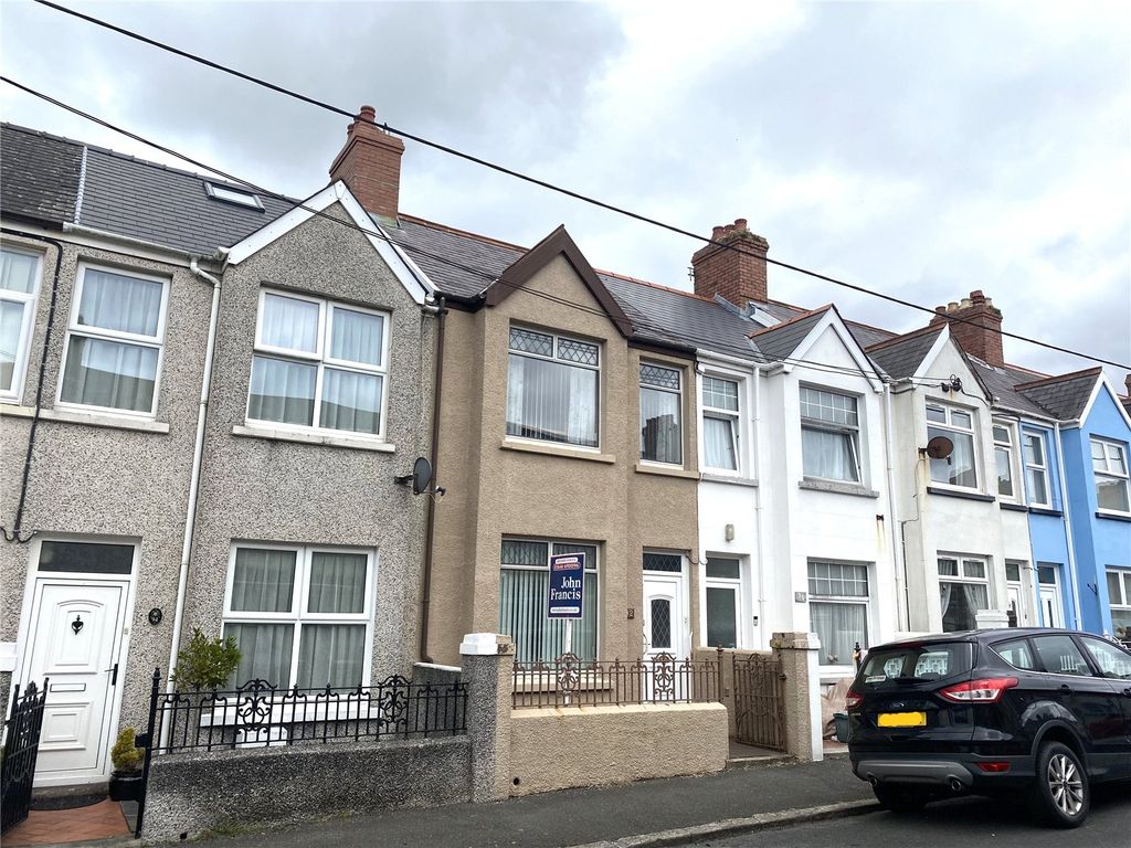 3 bed terraced house for sale in Shakespeare Avenue, Milford Haven