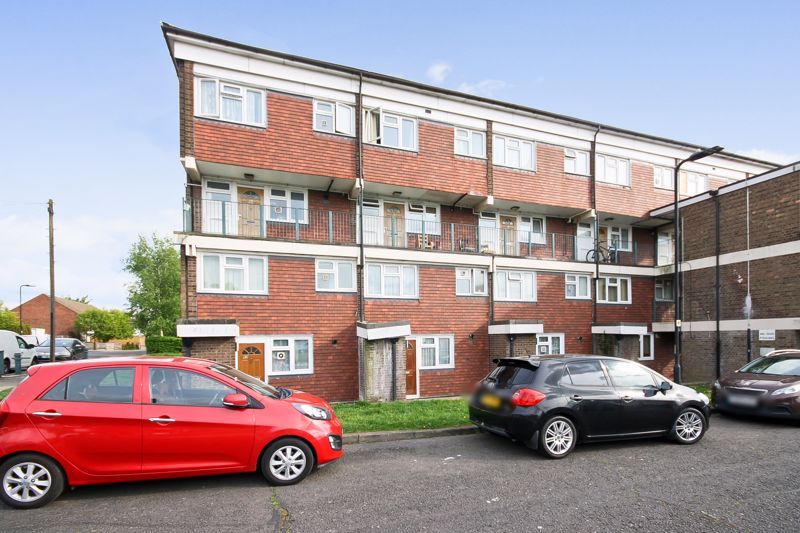 2 bed flat for sale in Godfrey Avenue, Northolt UB5, £270,000 Zoopla