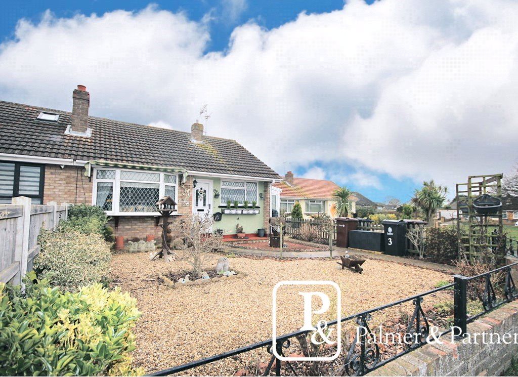 2 bed bungalow for sale in Bembridge Close, ClactonOnSea, Essex CO15