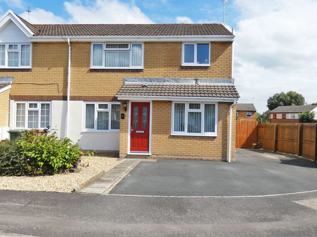 3 bed semidetached house for sale in Heol Y Carnau, Caerphilly CF83