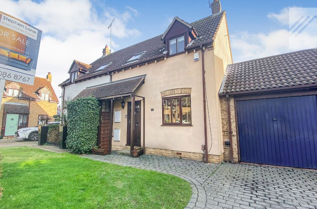 Heathercroft Road, Wickford SS11  