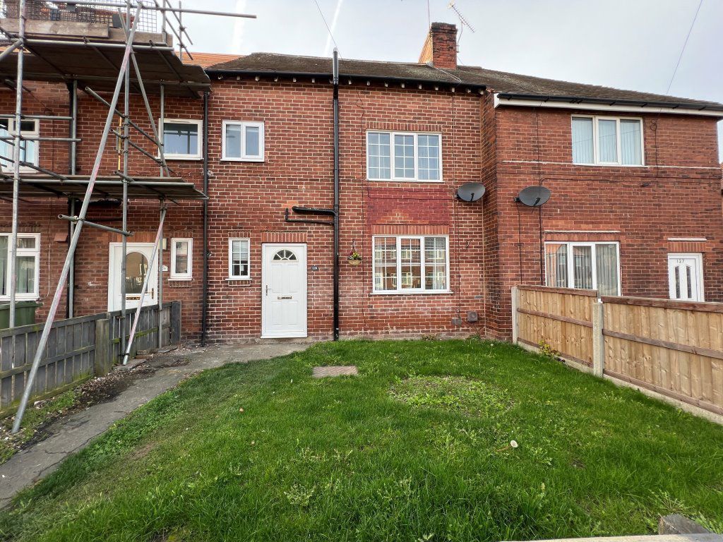 3 bed terraced house to rent in Willow Park, Pontefract WF8, £900 pcm
