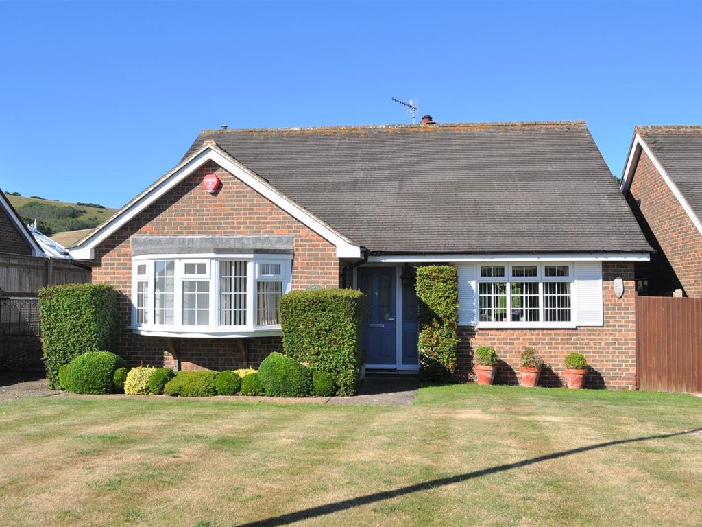 3 bed detached bungalow for sale in Wannock Gardens, Polegate BN26 Zoopla
