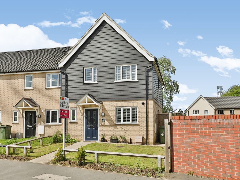 3 bed end terrace house for sale in Lancaster Avenue, Carbrooke, Thetford IP25 Zoopla