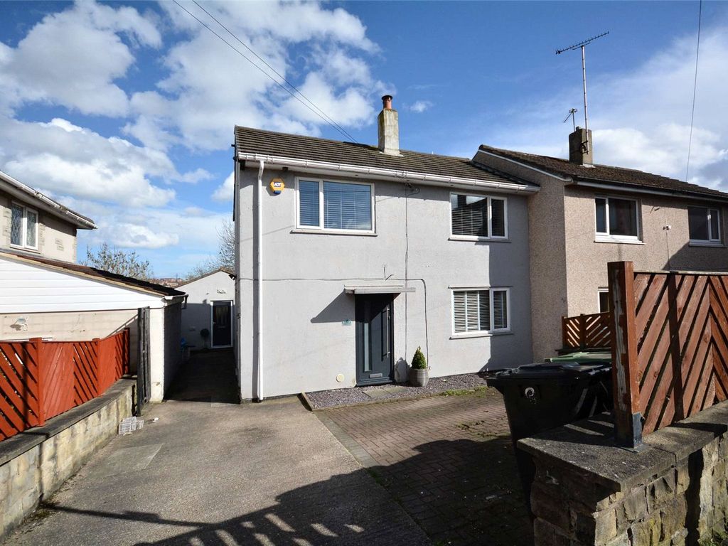 3 bed semidetached house for sale in Valley Drive, Great Preston