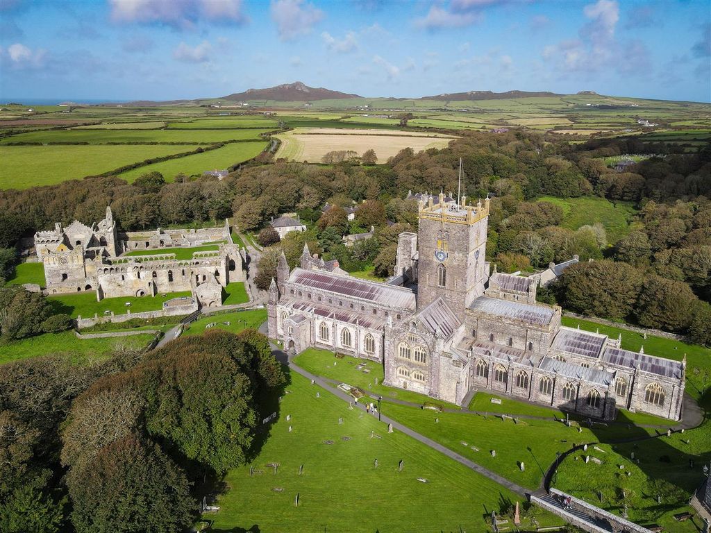 Commercial property to let in The Close, St. Davids, Haverfordwest SA62, £15,000 pa Zoopla